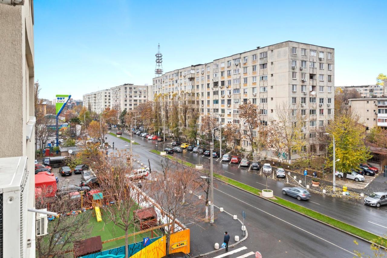 Sudului 303 By Mrg Apartments บูคาเรสต์ ภายนอก รูปภาพ